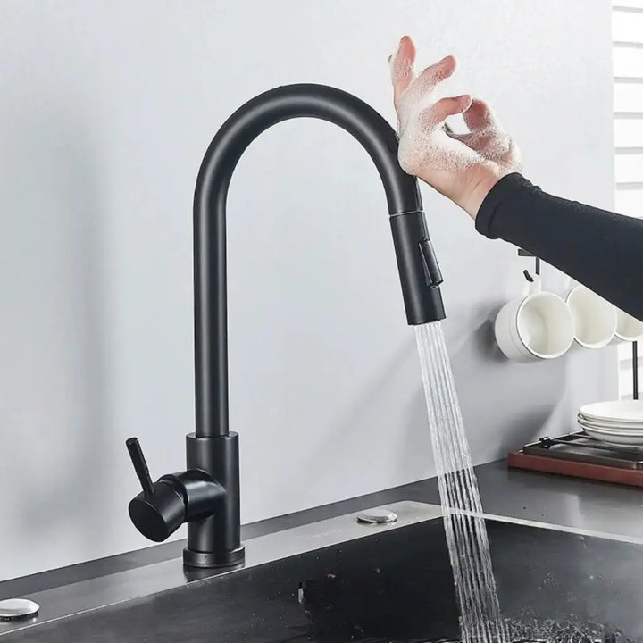 Torneira-Gourmet-Sense-Preta-Estilo-Luxo