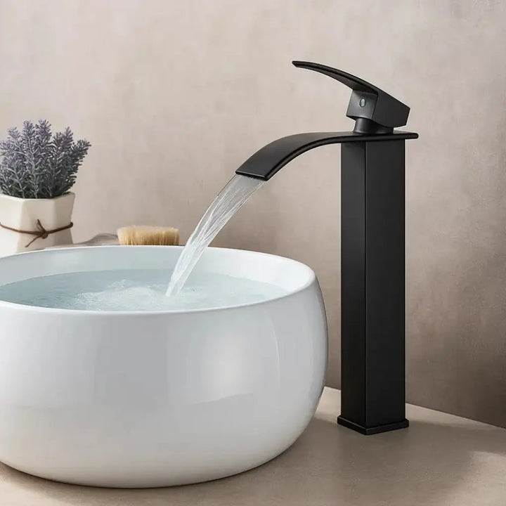 Torneira-Para-Banheiro-Aurea-Preta-Design-Moderno-Luxo-aco