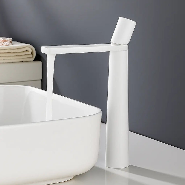 Torneira-Para-Banheiro-Lumea-Branca-Design-Exclusivo-Moderno